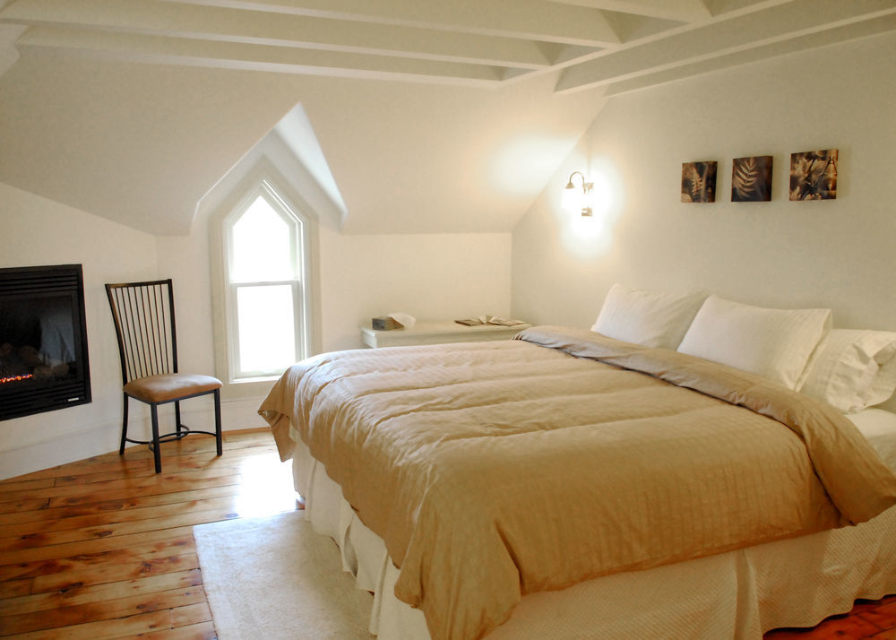 St Andrew Suites Fergus Esterno foto